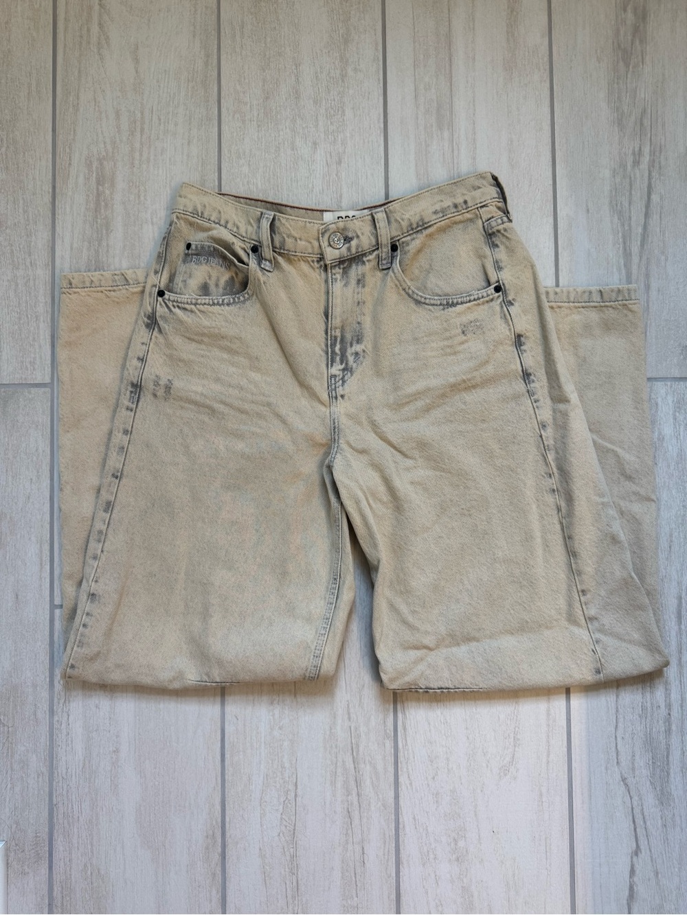 BDG Relaxed-Fit Washed Beige Jeans